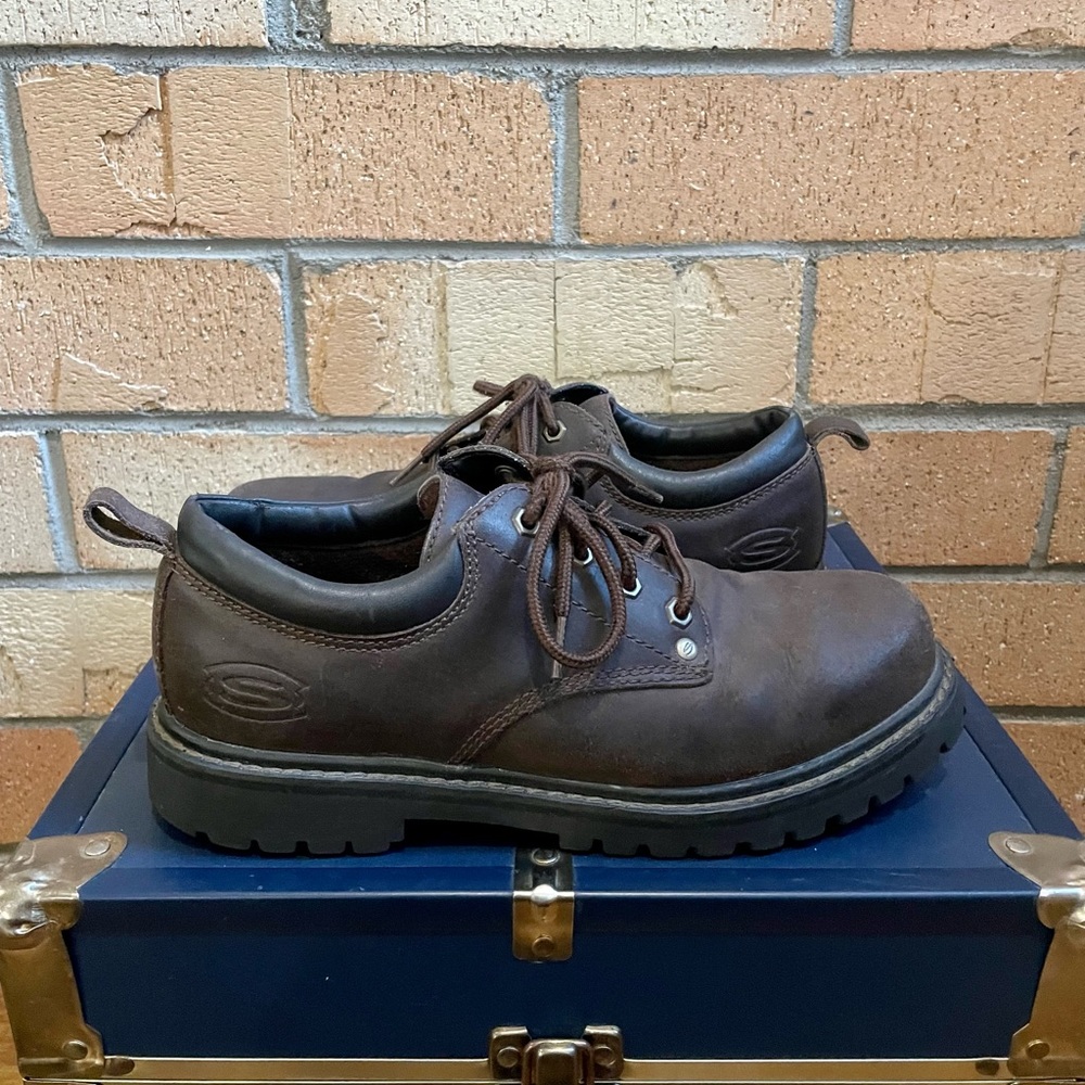 Vintage 90s Brown Skechers